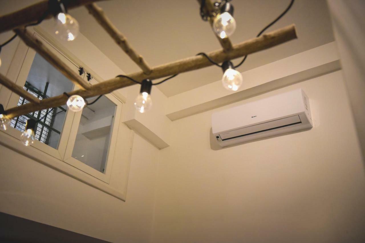엘레강스 비앤비일 비콜로 스토리코 살레르노 B&B 외부 사진